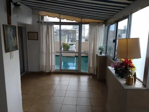 Depto penthouse 4amb con vista parcial al mar
