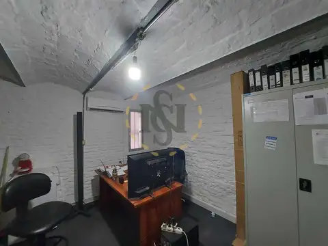 Local en Venta en Ciudad Vieja, USD 270.000