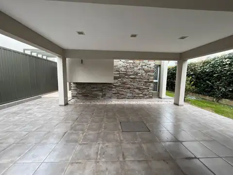 Casa en Venta en Maipú, USD 380.000