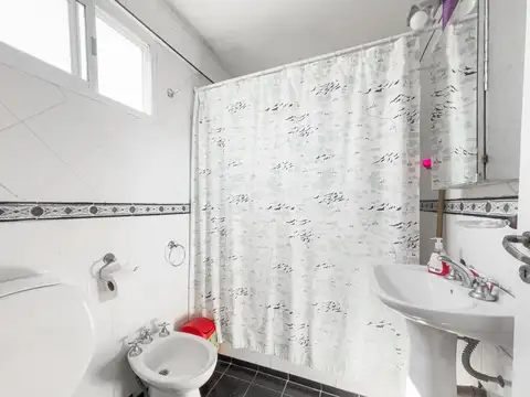 2 AMBIENTES 42 METROS FRENTE BALCON  TODO SOL 