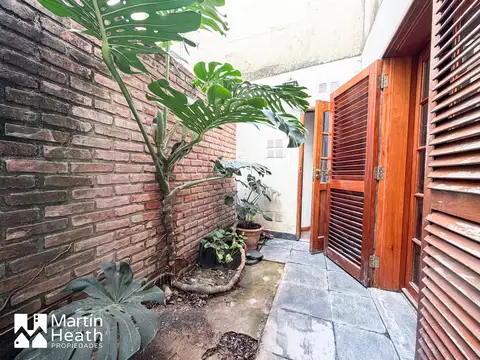 -VENTA- APTO CREDITO- PH sin expensas, en el corazón de Devoto.