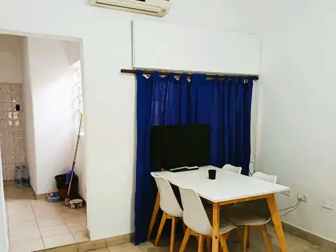 Depto Tipo Casa 2 ambientes con 1 baño