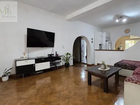 Depto Tipo Casa en Venta de 3 ambientes