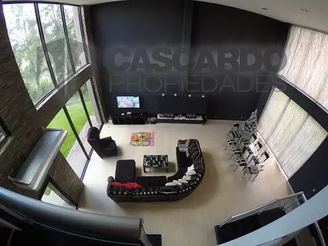 Casa 5 ambientes con 3 baños