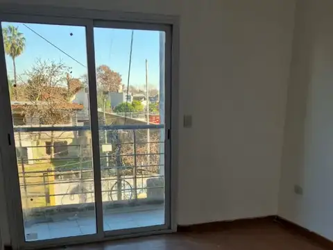 Roque Sáenz Peña 100, Piso 1