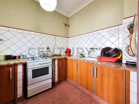 Departamento en Venta en Los Hornos, USD 62.000