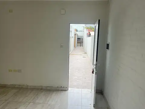 Depto Tipo Casa en Venta de 2 ambientes