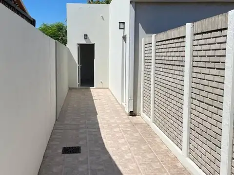 VENTA DE DEPARTAMENTO CON PATIO/apto credito