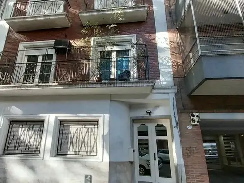 APARTAMENTO PRIMER PISO POR ESCALERA