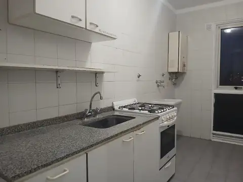 Departamento en Alquiler en Abasto, $ 500.000
