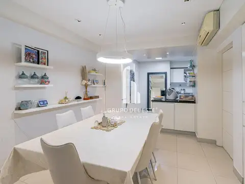 Departamento 4 ambientes con 3 baños