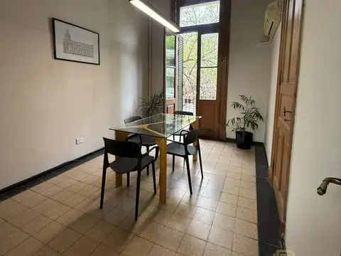 ALQUILER COMERCIAL CON 3 OFICINAS Y TERRAZA EN BARRIO LA SEXTA