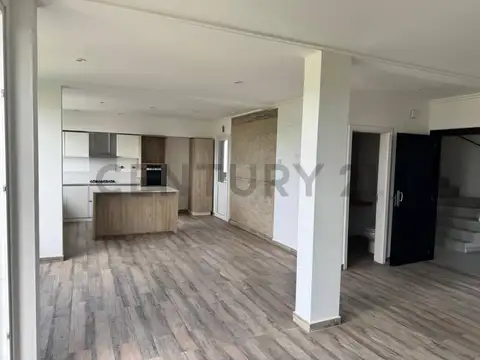 Departamento Duplex con  cochera