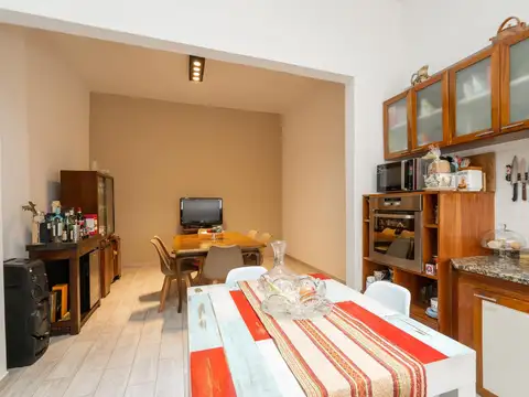 Depto Tipo Casa en Venta con 1 cocheras