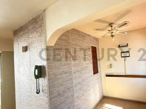 Departamento 5 ambientes con 1 baño