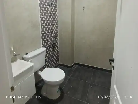 Oficina 2 ambientes con 1 baño