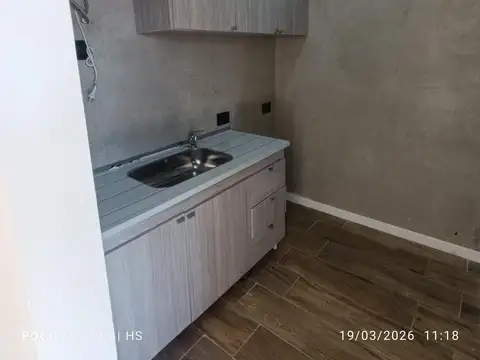 Oficina en Alquiler al Este