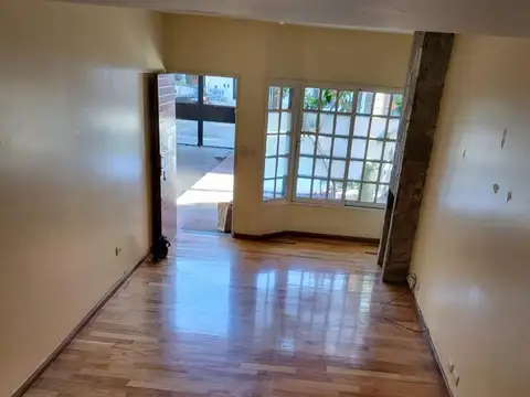 Casa en Alquiler de 4 dormitorios
