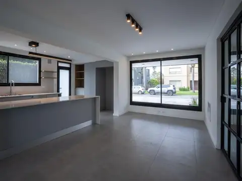 Casa en Venta al Este