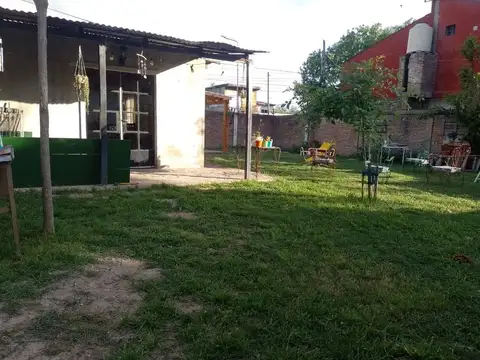 VENTA CASA 4 AMB CON PATIO Y GARAGE MTE CHINGOLO