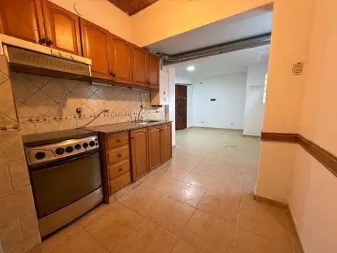 CASA EN VENTA 2 DORMITORIOS, BARRIO BELGRANO