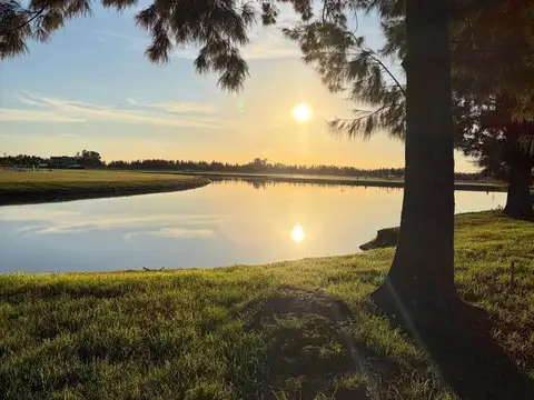 Terreno en Venta en Tristán Suárez, USD 95.000