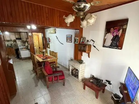 Casa 3 ambientes con 1 baño