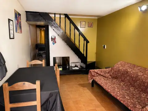 Depto Tipo Casa en Venta de 2 dormitorios
