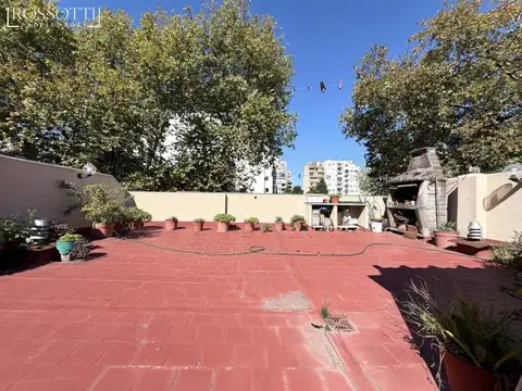 Depto Tipo Casa en Venta 60 años