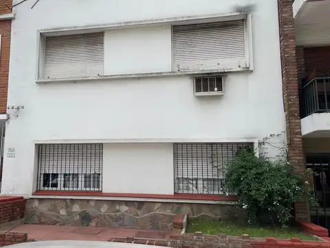 Departamento en venta 3 ambientes Bernal