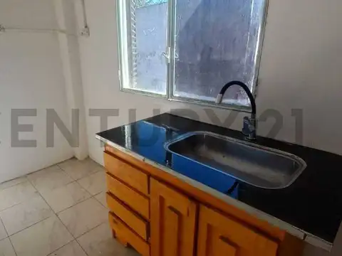 Departamento en Alquiler con 1 cochera