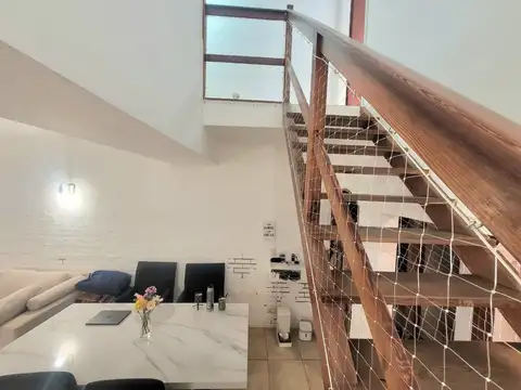 Depto Tipo Casa en Alquiler 43 años