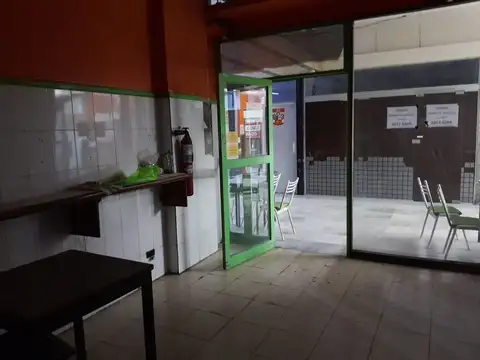 Local en Venta 62 años