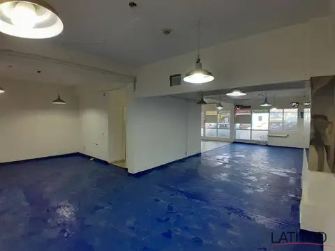 Local comercial ubicado a 3 cuadras del microcentro de Ushuaia