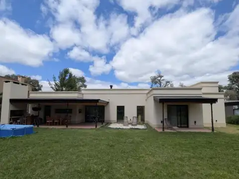 Casa en Venta 1 año