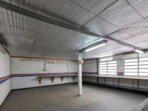 Galpon en Venta en Lanús Oeste, USD 65.000