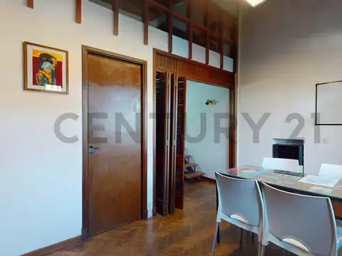 Venta casa 14 e/ 59 y 60.  4 dormitorios. La Plata