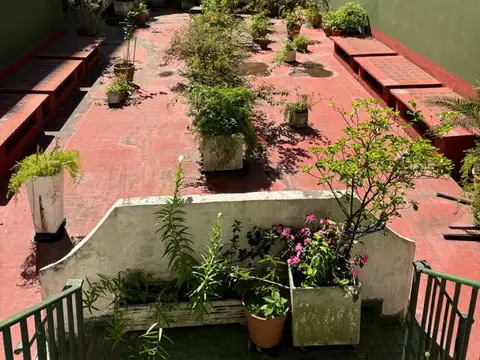 Esmeralda 1261 1er 1200