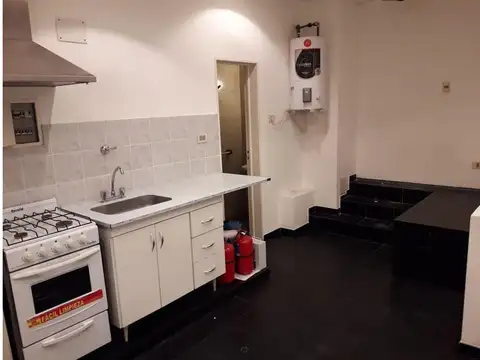 EXCELENTE LOCAL PARA USO PROFESIONAL Consultar Valor