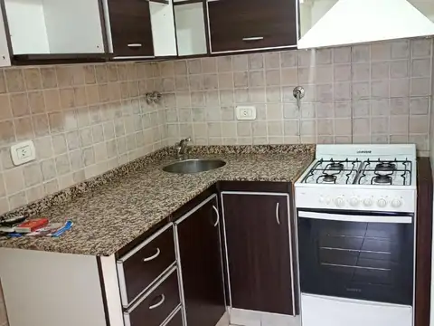 Departamento 2 ambientes con 1 baño