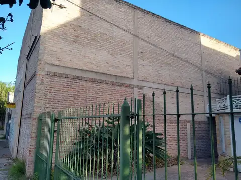 Galpón más Depósito con Local en Venta en Rincón de Milberg, Av. Santa María de las Conchas 300