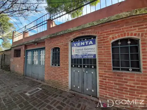 Hermosa casa de 5 Ambientes con patio, terraza y cochera