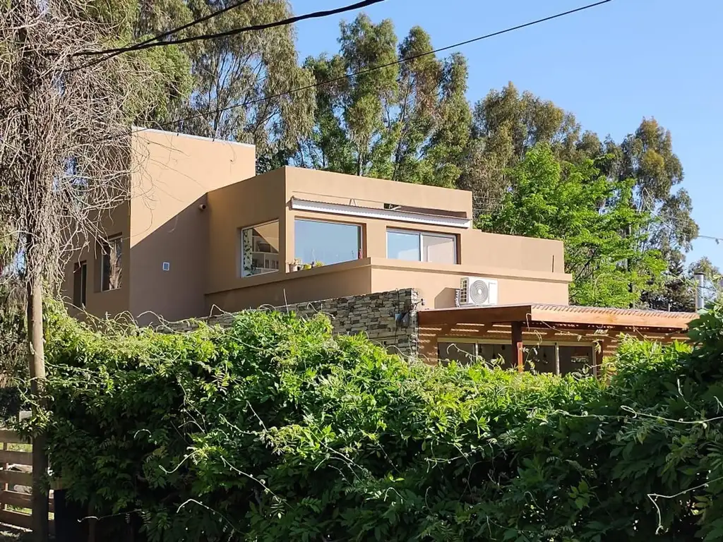 Casa en Alquiler de 265,0 m2