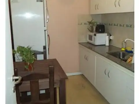 Depto Tipo Casa en Alquiler en Banfield, $ 600.000