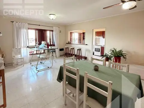 Amplio Departamento 3 Dormitorios mas Baulera