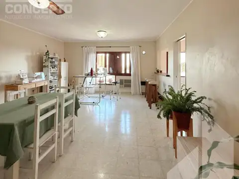 Amplio Departamento 3 Dormitorios mas Baulera