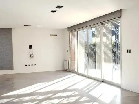 Casa en Venta en Funes, USD 460.000