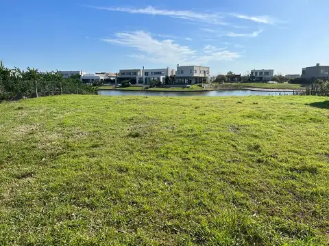 Terreno en Venta en Puertos, USD 230.000