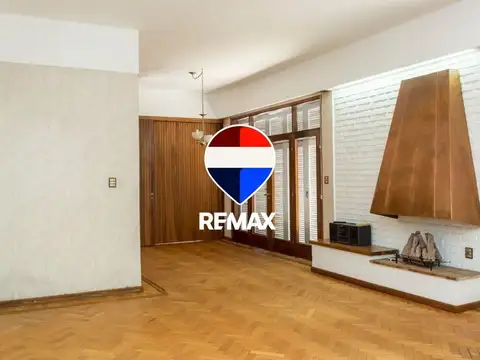 CASA 5 DORMITORIOS VENTA ZONA SHOPPING