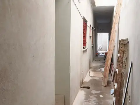 Depto Tipo Casa Monoambiente con 1 baño